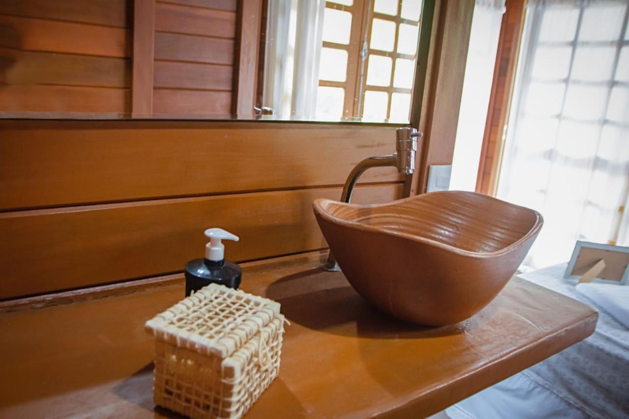 Pousada Villa Del Lotus อิตาเรมา ภายนอก รูปภาพ