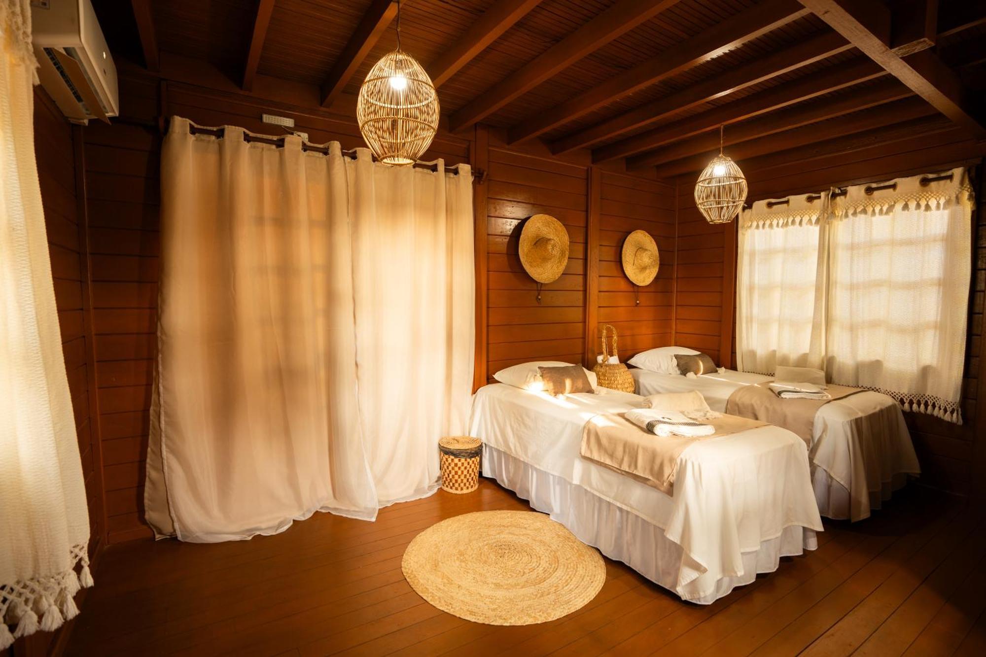 Pousada Villa Del Lotus อิตาเรมา ภายนอก รูปภาพ